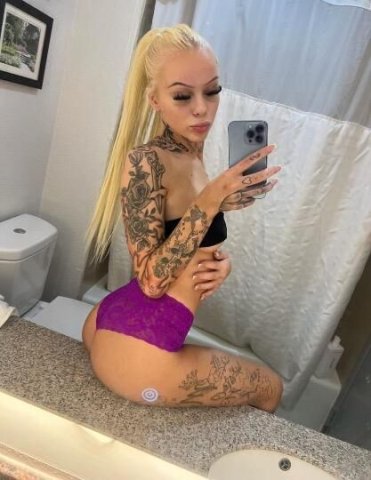 CUM see how wet it is 💦 - 1