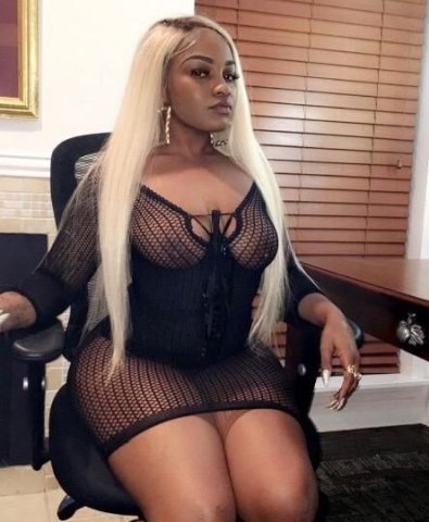 CURVY WET EBONY CHOCOLATE - 1