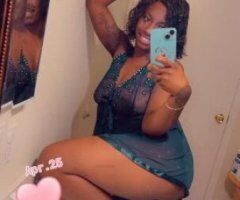 Hey baby come see what the hypes about. - Image 3