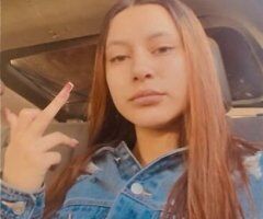 Pretty Latina🥵with slim thick shape🍑cool vibes and I speak spanish🫦 - Image 3