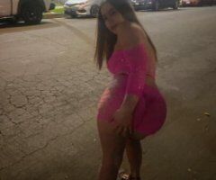 Pretty Latina🥵with slim thick shape🍑cool vibes and I speak spanish🫦 - Image 5
