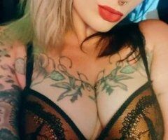 PAWG GODDESS UPSCALE COMPANION FETISHIST - Image 12