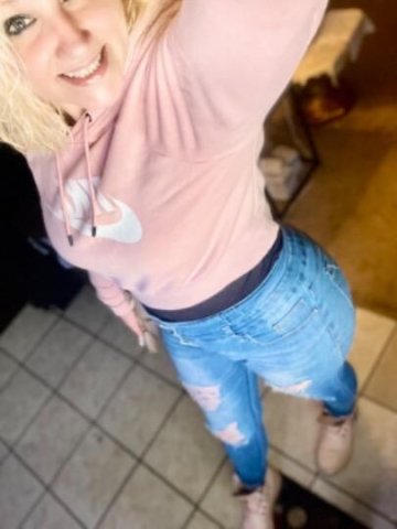 Hour Specials For Lucky Guy!!!!🤗🤗🤗 Come Let Me Make u Rock Solid - 1