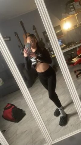 New content/ ft shows available available 24/7 🫣🥳 sexy queen bbj facial oral play 💦 - 1