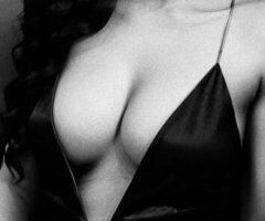 💕 A Sweet Treat 💋🧁💕Pleasurable fun 🍒at your wish 💋 Ready to 🅱l💨w 😝💋💦u away 📲 Text Now 👙 I’m available.🥂👙Play N Get Real Naughty 🥂💋 - Image 1