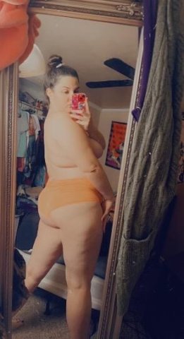 country girl, whose hands get kinda dirtyy , incall 635 - 1