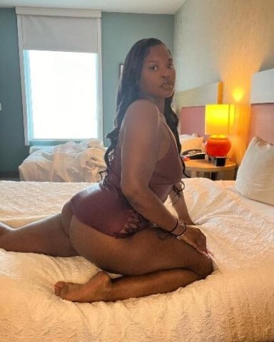 Upscale Treat For Upscale Gentlemen🥇 Real Big Booty🍑 With an Amazing Face💋 - 1