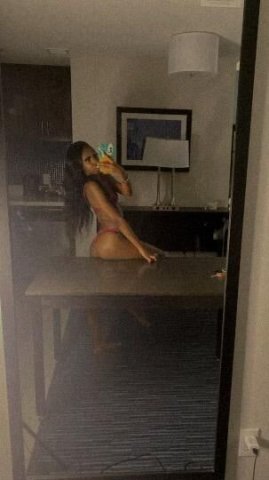 Explore My Waterpark🫧🤤(HHR/HR) OUTCALLS /FACETIME SHOWS 🫦🌸 - 1