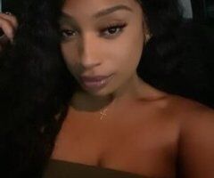 Hartford escorts - EAST HARTFORD in/out 2Girls 😈💎 REAL!! READY TO VERIFY!! 🍑💦 Let's have fun! Wanna see me squirt! TWO girls!! 😝😉