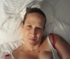 Racine escorts - GIRL NEXT DOOR READY TO MAKE U MOAN AND SQUIRM TEXT ME