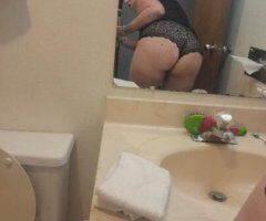 GIRL NEXT DOOR READY TO MAKE U MOAN AND SQUIRM TEXT ME - Image 4