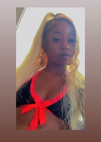 The Wettest 😏💦 4'11 Is Back Dont Miss Out!! - 1