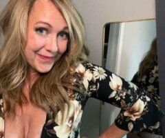 Sioux City escorts - Horny, Juicy and real, Consistent, Professional, and Available 24/7 Always ready| Full Service