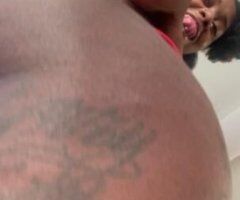 Big dominatrix, lemme drown you in squirt - Image 6