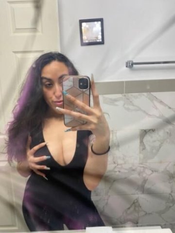 Real Escort 💦🥰 Meeting Katie - 1