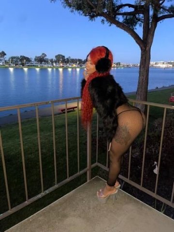 Hot Filipina Companion 😘 - 1