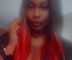 The queen is here - Image 4