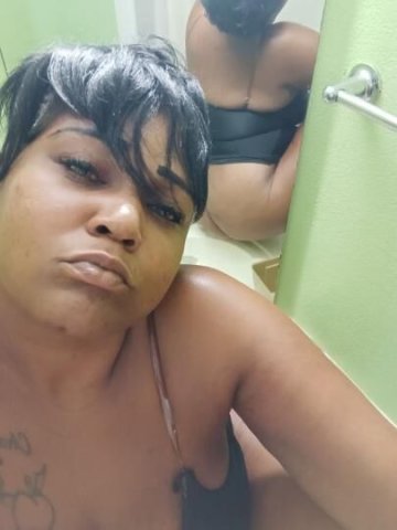come see me for the best head and wet pussy - 1
