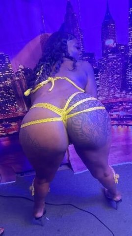 specials all morning 💋 - 1