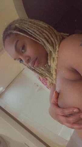Ebony Pornstar here for the Night💕💕 - 1
