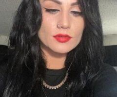 Goth Baddie looking for upscale daddy - Image 6
