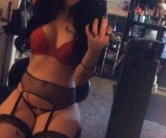 Goth Baddie looking for upscale daddy - Image 7