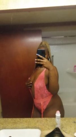 🩷AVAILABLE NOW!🩷INCALLS/OUTCALLS ONLY!!🩷Looking For Some Chocolate🍫😉Lets Have Funn Tonight 😝🤤 - 1