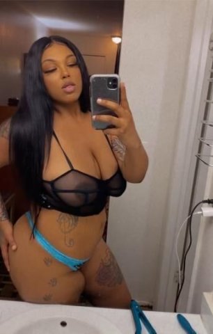 wet tasty creamy bombshell 😝💦 $120 qv special $80BLOW&GO - 1