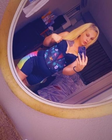 Phat Ass White Girl - 1