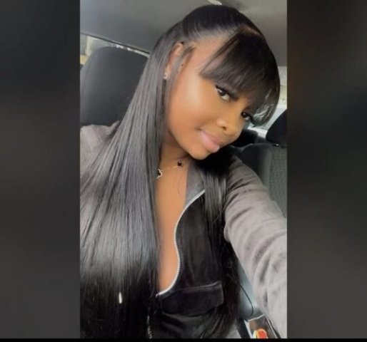 Barely Legal Ebony Bombshell Squirtsational Performance - 1