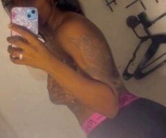 Milwaukee escorts - FRIDAY OUTCALLS ONLY!! NO BARE PLEASE READ FULL DESCRIPTION!!