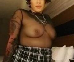 greeley! L.atina ready to play and show you what you've been missing - Image 4
