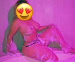 sexy Dominican Babe - Image 2