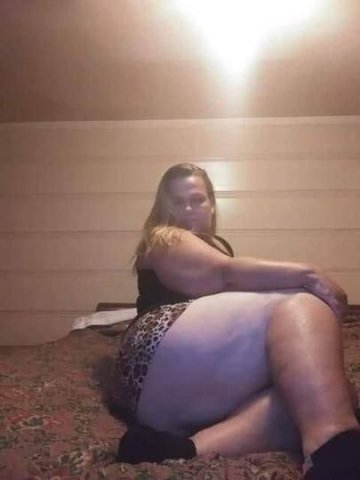good sloppy wett head with that bomb ass pussy 75qv with rubber and 100 without - 1