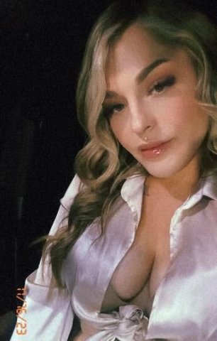 Your Favorite Blonde ☺☺ Dont Miss Out - 1