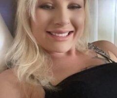 blonde bombshell lonely looking for new friends - Image 5