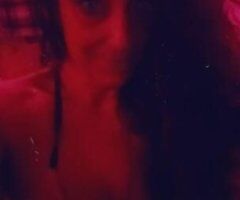 professional discreet Escort - Image 5