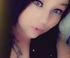 female in winston avail - Image 10
