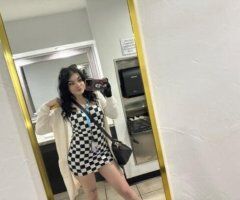 Super Sweet Bombshell Who's Eager to Please - Image 2