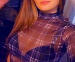 new in town exotic babe - Image 6