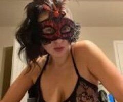 looking for mature men who'd like to spend some time with a latina women - Image 3