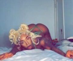 Annapolis escorts - pretty slim thick