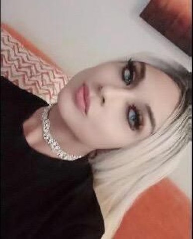 GORGEOUS DOLL LET ME TREAT YOU LIKE A KING - 1