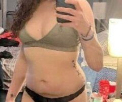 Hartford escorts - Hazel eyes
