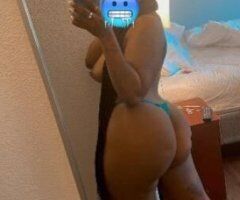 😌🤞🏽LET mE SATISFY you Daddy💦THiCK TaTTEd N' Freaky🍫🍓🥂🍓 - Image 2