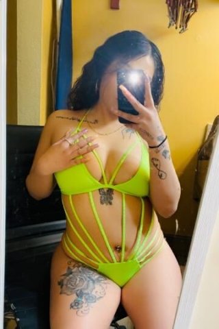 are you looking for a fun and freaky time with a latina milf 💦🍑 - 1
