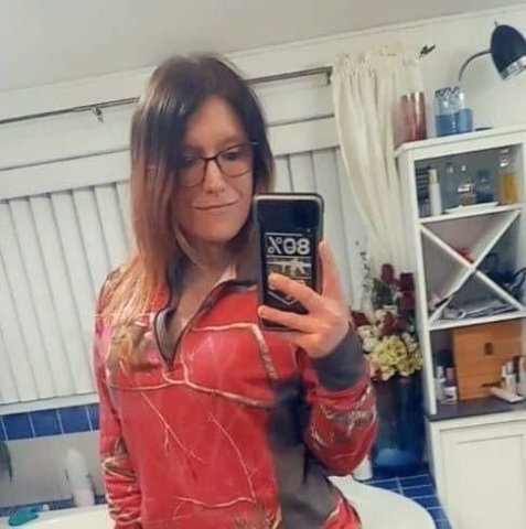 UPSCALE DISCREET GIRL NEXT DOOR - 1