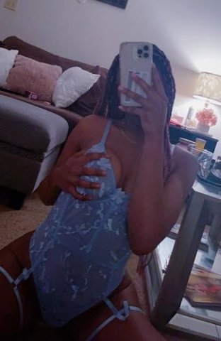 Tall slim sexy ebony barbie - 1