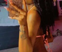 New York City escorts - InCalls And Outcalls Pretty Wet Juicy Pussy Lips All 3 Holes Available I