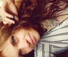 AVAILABE for IN-PERSON dates and CONTENT aLl DaY long get at your girl let's GET WILD BABY XoXoXoX 😙💞 - Image 1